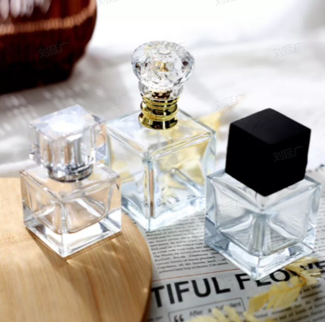 application of perfume glass bottle